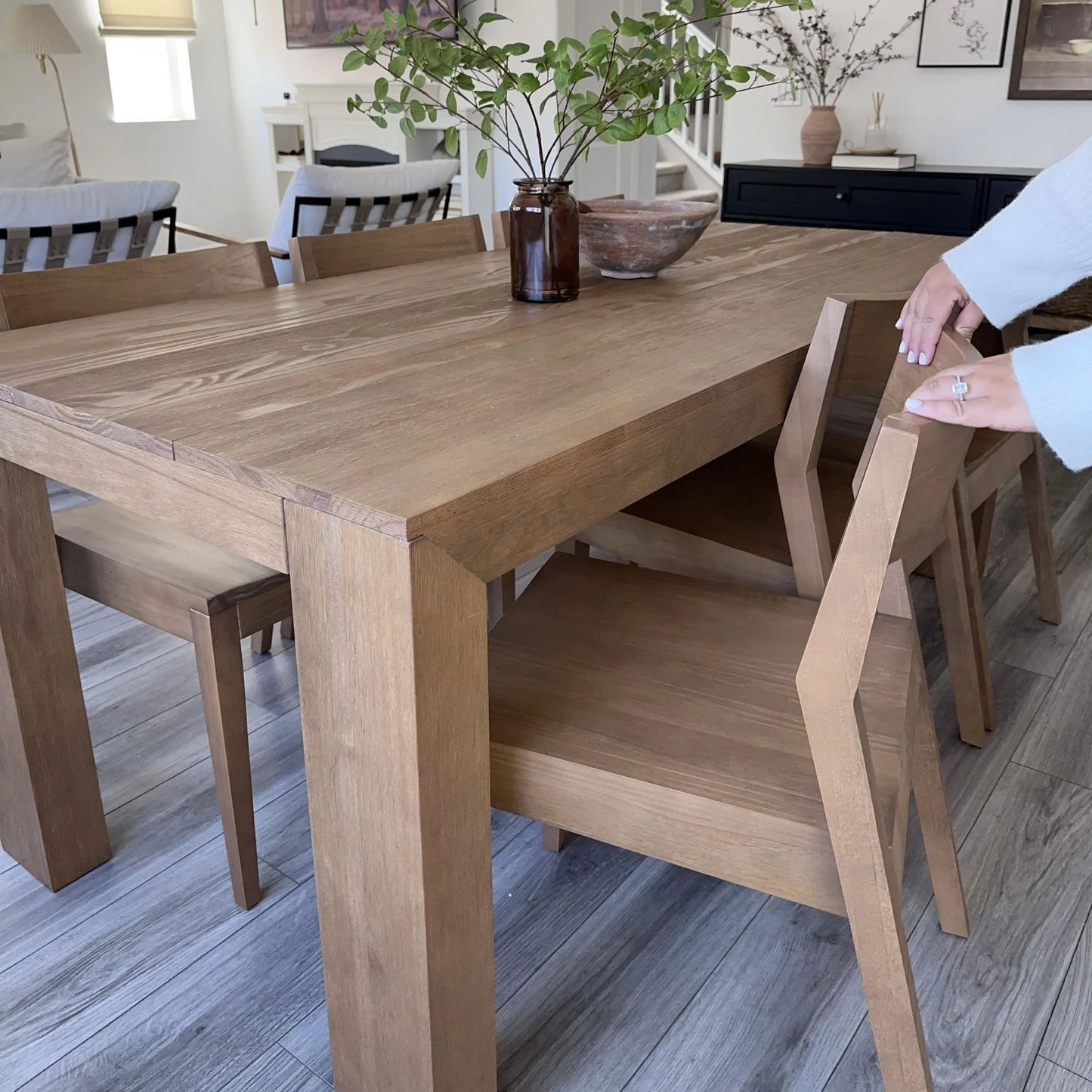 72" Modern Dining Table for 6, Solid Wood Rectangular Dining Table for Kitchen/Dining Room, Pecan Wirebrush