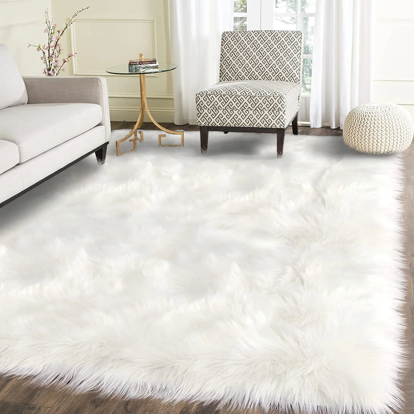 Sheepskin Rug 4X6, Faux Fur Sheepskin Rug for Living Room, Fluffy Washable Rug for Bedroom, Nursery Room, Luxury Room Decor, White Fur Rug, Rectangle