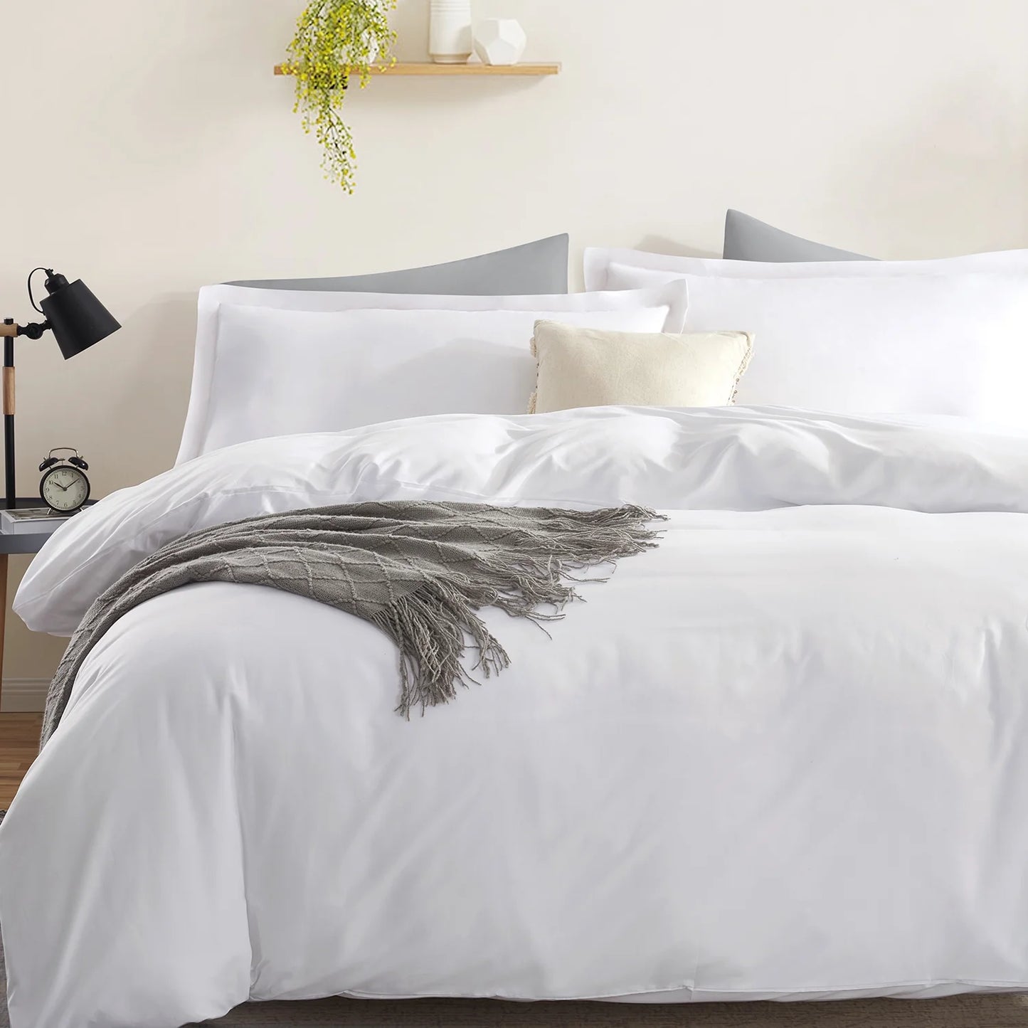 3Pc Duvet Cover Set, Luxury Microfiber Duvet Cover Queen with Pillow Shams, White