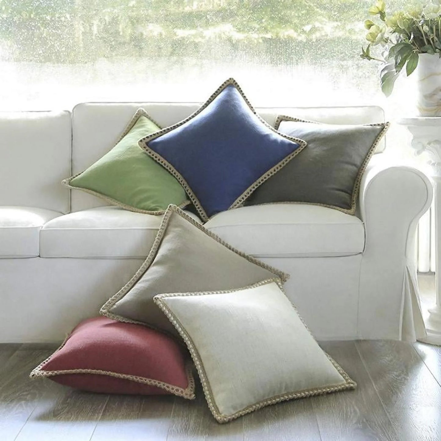 18" X 18" Modern Contemporary Transitional Texture Polyester Throw Pillow