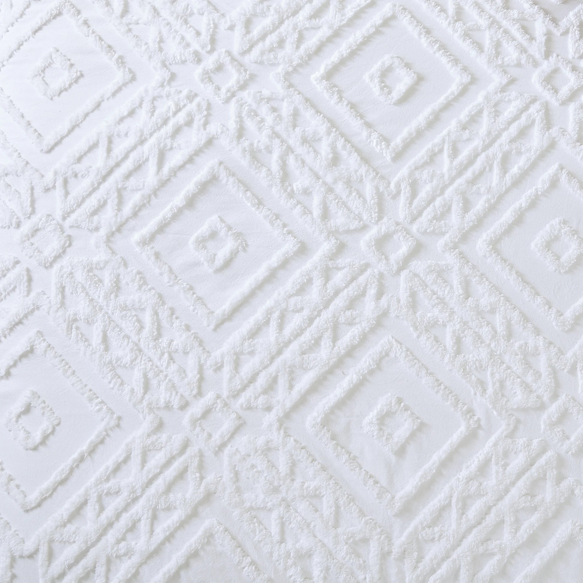 3-Piece White Chenille Cover Duvet Set, Full/Queen
