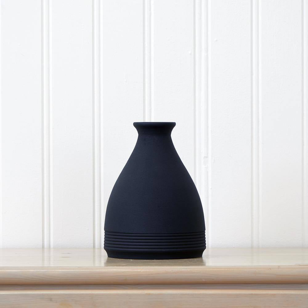 10 In. Cone Stone Vase Black Matte
